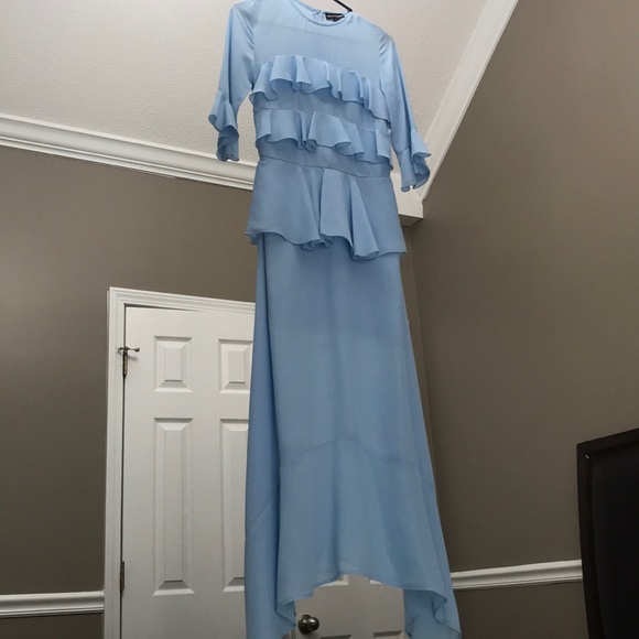 Prettylittlething ruffled maxi dress 🦋 - Picture 5 of 6